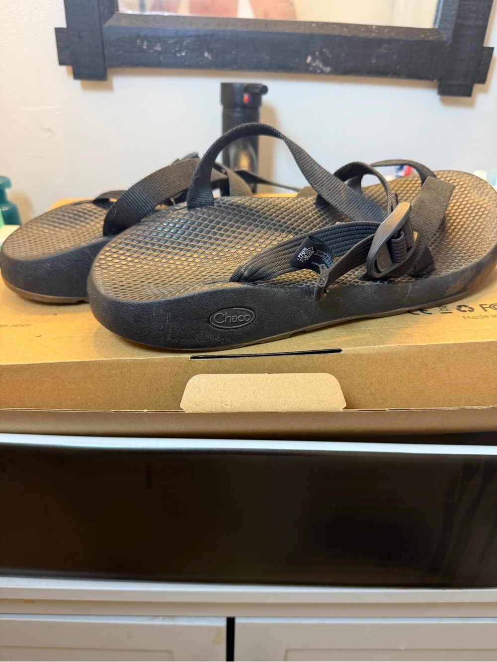 Chaco Men's Black Adjustable Strap Flip Sandals